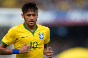 印度尼西亚-Karsa王者归来，首秀碾压对手引爆湖人主场